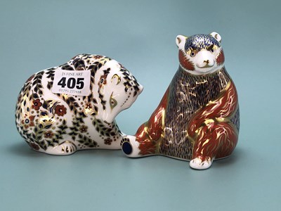 Lot 405 - A Royal Crown Derby debonair bear with box...