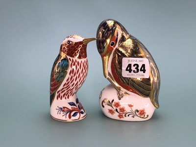 Lot 434 - A Royal Crown Derby figure of a kingfisher...