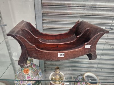 Lot 1659 - A George III mahogany cheese cradle