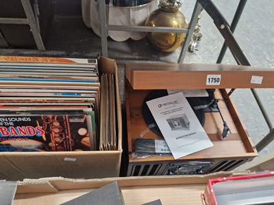 Lot 1750 - A Neostar turntable and sound system together...