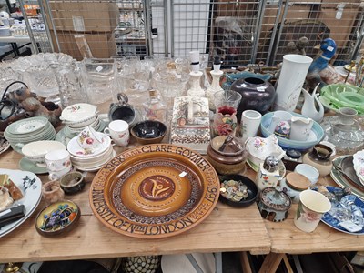 Lot 1751 - Exotic shells, a clock, decorative ceramics...