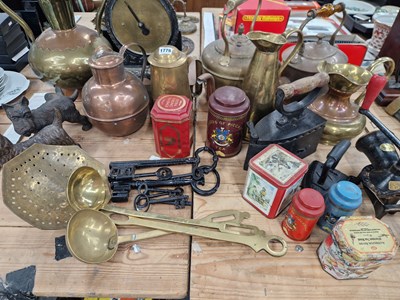 Lot 1778 - Copper and brassed ware, old tins, iron keys,...