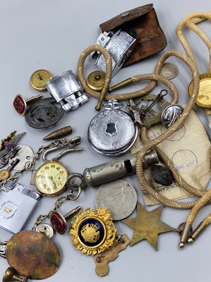 Lot 100 - An assortment, to include a WWII Atlantic star...