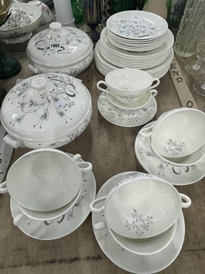Lot 1982 - A Wedgwood soup and dinner set