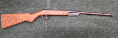 Lot 694 - Air rifle- Diana model 16. .177 break barrel.-...