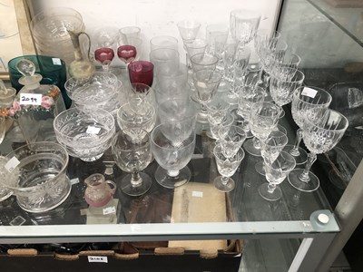 Lot 2099 - Various drinking glass, finger bowls and...
