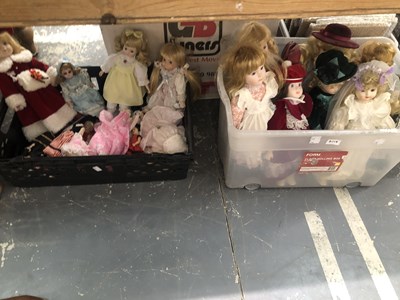 Lot 2119 - A collection of 20th century dolls with some...
