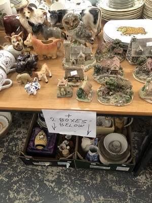 Lot 2122 - Lilliput Lane and other cottages, animal...