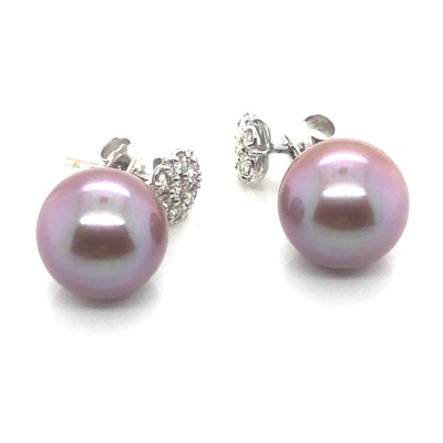 Lot 59 - A pair of cultured pearl and diamond drop...
