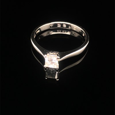Lot 65 - A platinum hallmarked and certified...