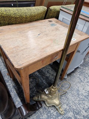 Lot 1091 - A child's school desk