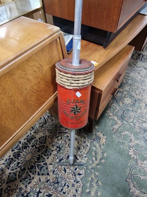 Lot 1107 - A vintage star vacuum cleaner