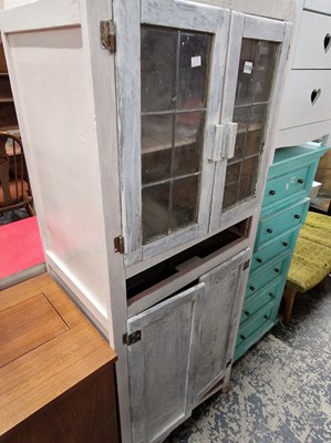 Lot 1114 - A retro kitchen cabinet