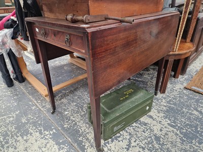 Lot 1257 - A Georgian mahogany Pembroke table on square...