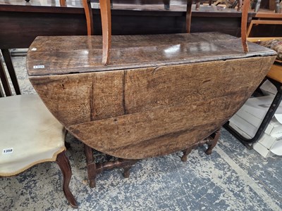 Lot 1359 - An 18th century oak large gateleg cottage...