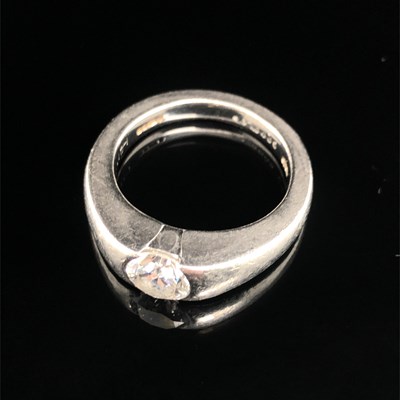 Lot 153 - Boodles & Dunthorne. An all platinum and...
