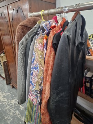 Lot 2184 - A quantity of good vintage ladies dresses, a...