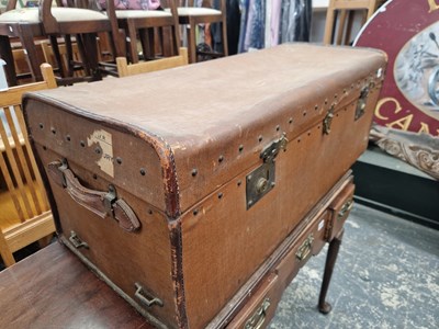 Lot 1442 - A large vintage Carriage trunk.