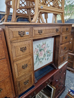Lot 1496 - A bespoke quality oak twin pedestal kneehole...
