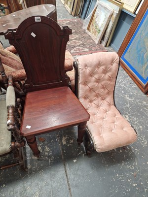 Lot 1598 - A Victorian mahogany hall chair and an...