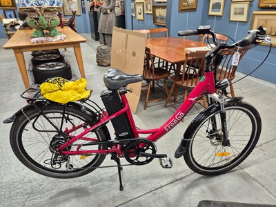 Lot 687a - A FreeGo Electric bicycle.