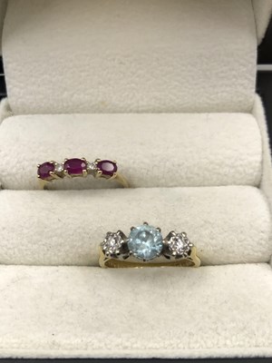 Lot 192 - An 18ct hallmarked gold gem-set and diamond...