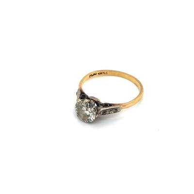 Lot 193 - An antique 18ct and platinum stamped diamond...