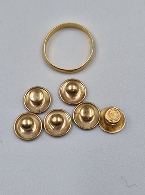 Lot 170a - A 22ct hallmarked gold wedding ring and a...