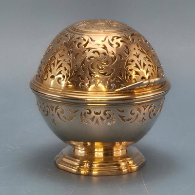 Lot 225 - A French silver soap box by Nicholas Lefevre,...