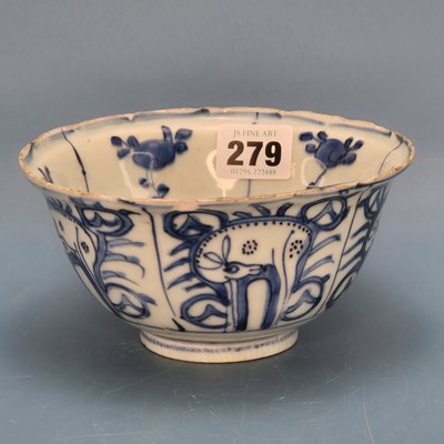 Lot 279 - A 17th century Kraak type blue and white bowl...