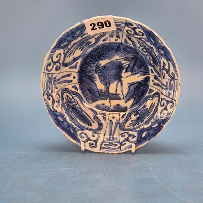 Lot 290 - An early 17th century blue and white klapsmut...