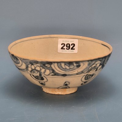 Lot 292 - From the Binh Thuan shipwreck, a Zhangzhou...