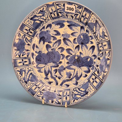 Lot 300 - A late 17th century Arita blue and white dish...