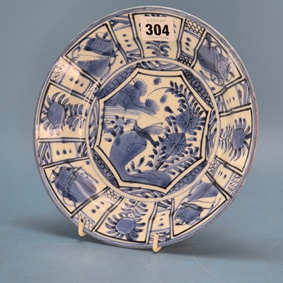 Lot 304 - A 17th century Arita blue and white dish...