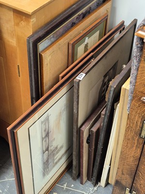 Lot 239 - A collective lot of various decorative antique...