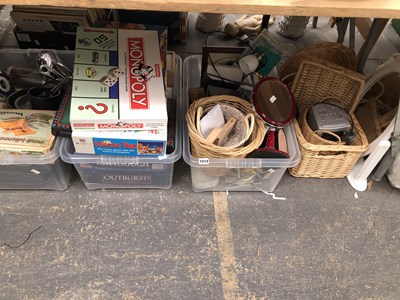 Lot 1214 - Board games, bath and kitchen wares, baskets,...