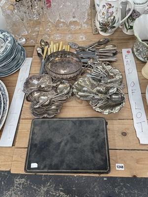Lot 1248 - Electroplate cutlery, two trefoil and an oval...