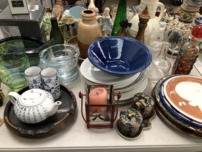 Lot 1252 - A tall green glass decanter, other glass ware,...