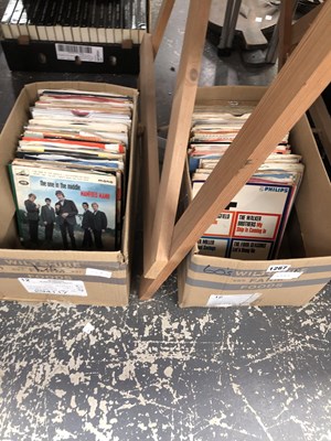 Lot 1267 - 45rpm single pop and rock records
