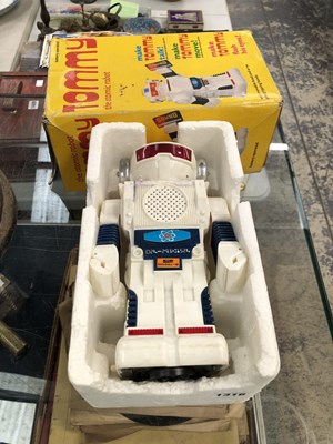 Lot 1316 - A boxed  battery powered 'Tommy Atomic Robot'