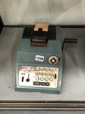Lot 1338 - An Olivetti hand cranked till roll calculator