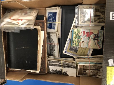 Lot 1376 - A collection of postcards both loose and in...