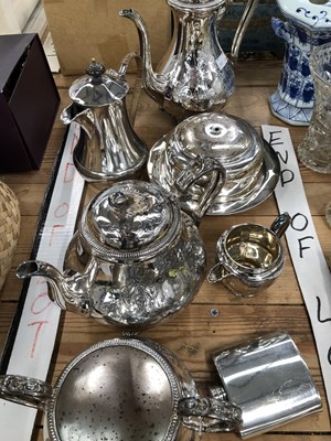 Lot 1416 - Electroplate tea and coffee wares, a muffin...