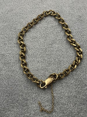 Lot 287 - An unhallmarked 8ct gold bracelet fitted with...