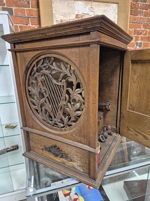 Lot 60a - An unusual Horn gramophone with lever wind...