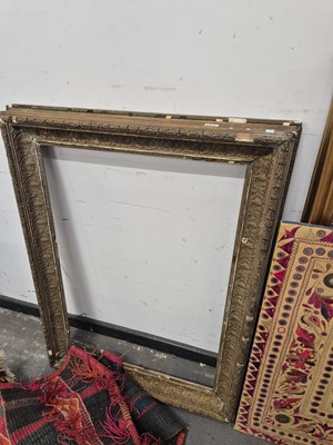 Lot 667 - A Victorian gilt picture frame.