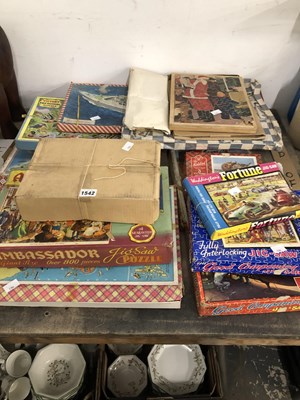 Lot 1542 - A collection of boxed jigsaw puzzles
