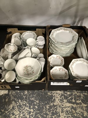 Lot 1543 - A Johnson's 'Eternal Beau' patter dinner service
