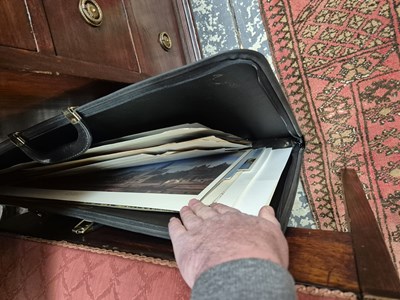 Lot 734 - A folio of prints, drawings and...