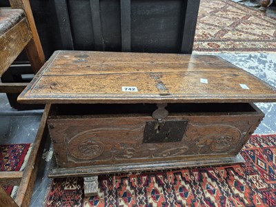 Lot 742 - An early 18th century oak bible box.